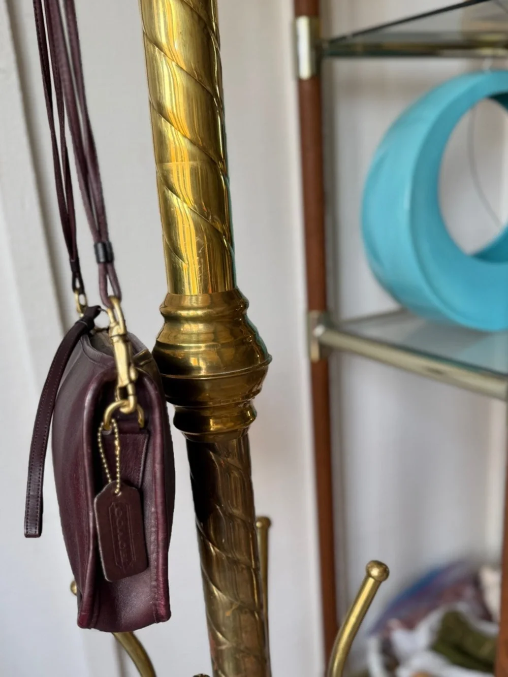 VTG NYC Coach | Basic Bag | No. 9455 |
Burgundy | Timeless - Picture 7 of 15